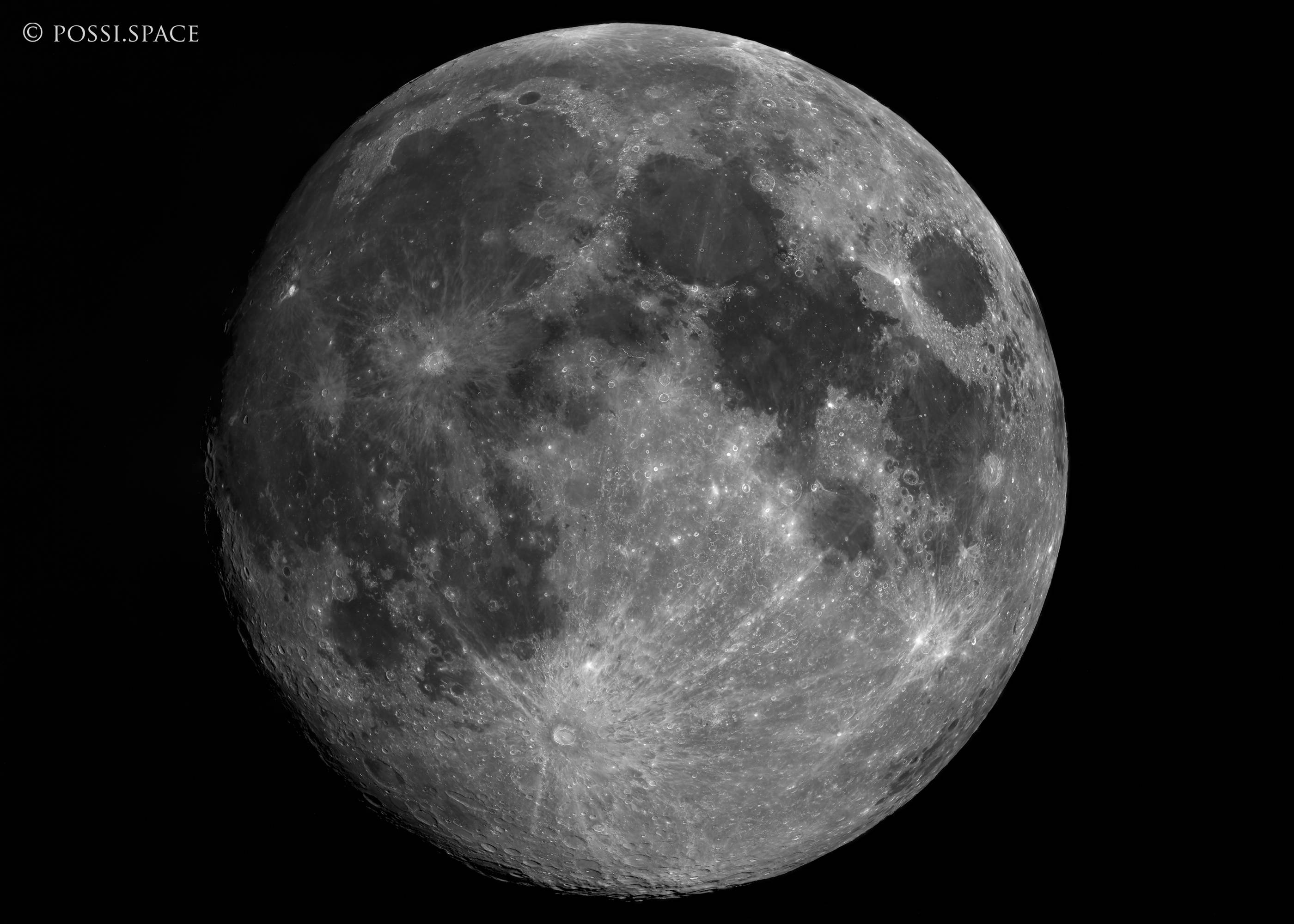 250112_moon_ultra_high_resolution_focus_stacking_-_cdk17_reduced_h-alpha.jpg